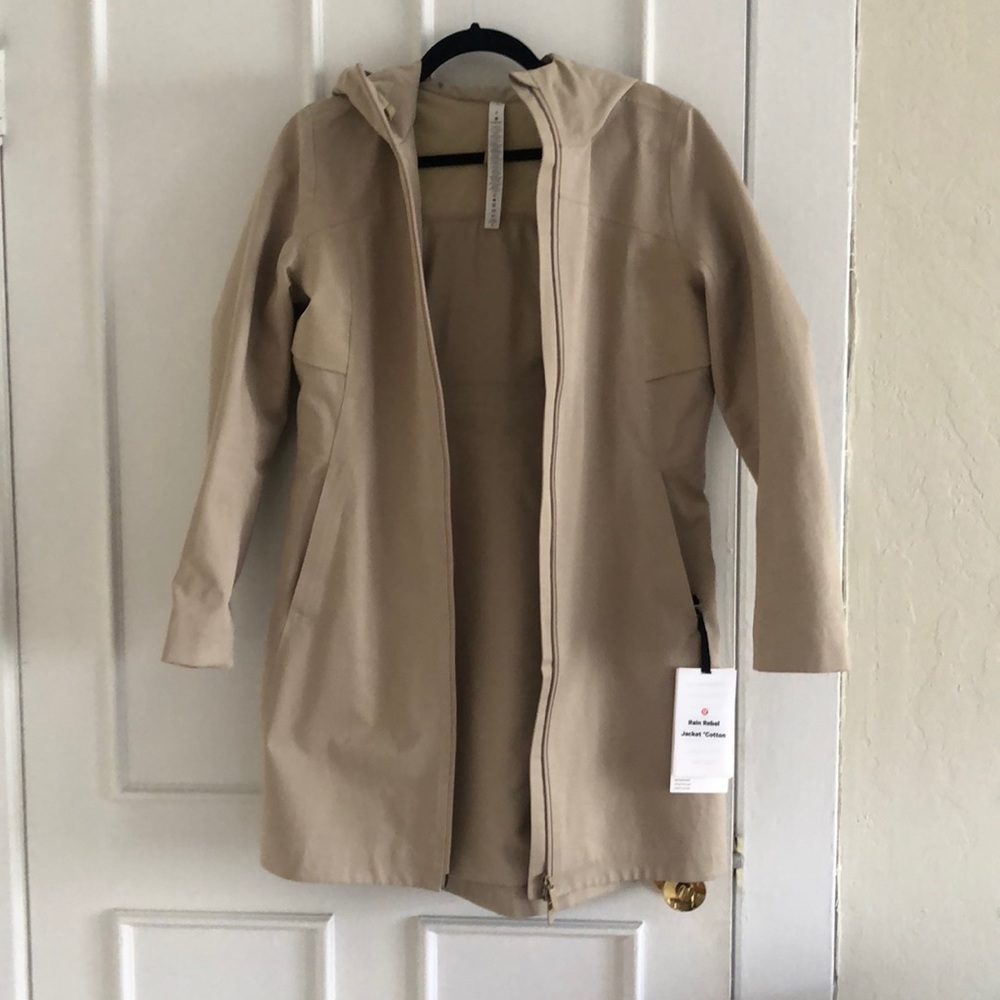 Lulu Lemon Rain Rebel Jacket *Cotton